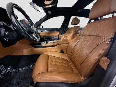 2022 BMW 7 Series 740i