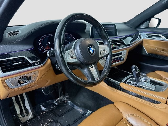 2022 BMW 7 Series 740i