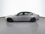 2022 BMW 7 Series 740i