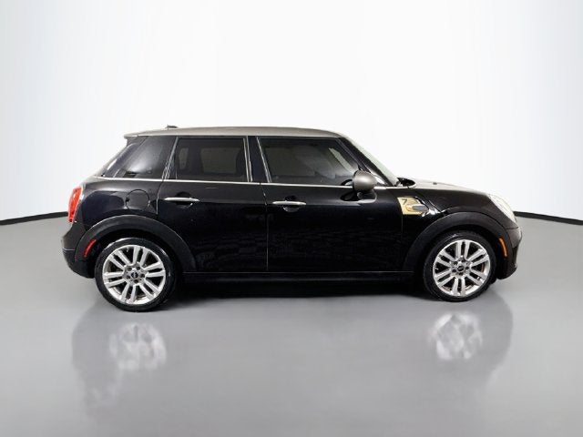 2017 MINI Cooper Base