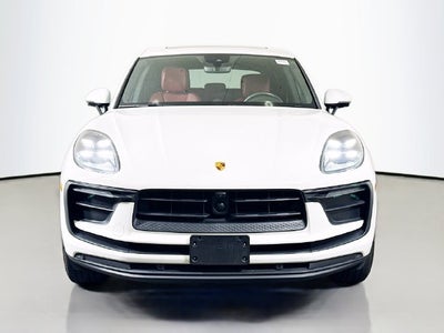 2023 Porsche Macan Base
