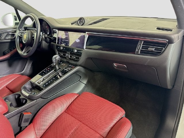 2023 Porsche Macan Base