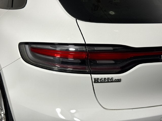 2023 Porsche Macan Base