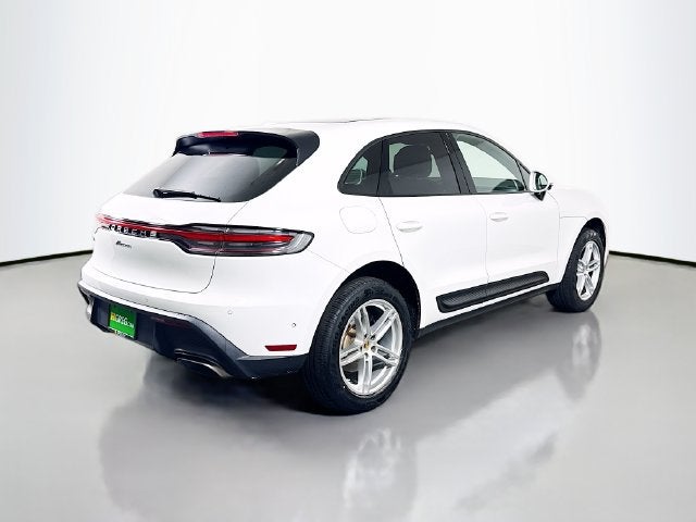 2023 Porsche Macan Base