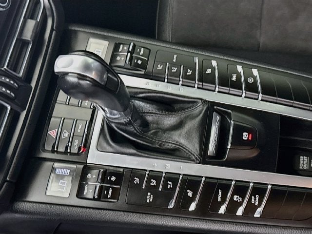 2019 Porsche Macan Base