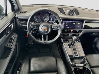 2022 Porsche Macan Base