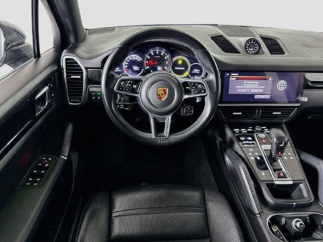2023 Porsche Cayenne Base