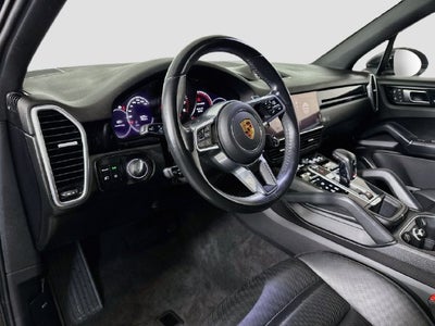 2023 Porsche Cayenne Base