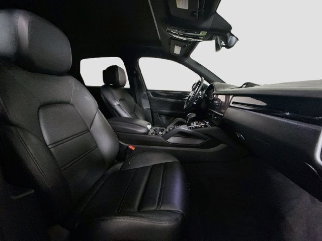 2023 Porsche Cayenne Base