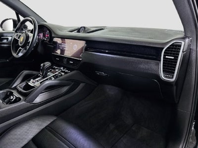 2023 Porsche Cayenne Base