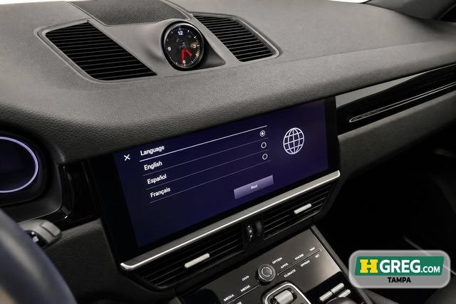 2023 Porsche Cayenne Base