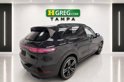 2023 Porsche Cayenne Base