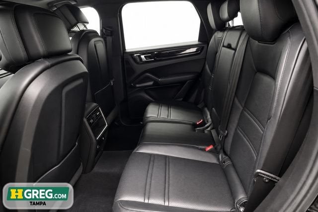 2023 Porsche Cayenne Base