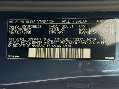2023 Volvo XC60 B5 Ultimate Bright Theme
