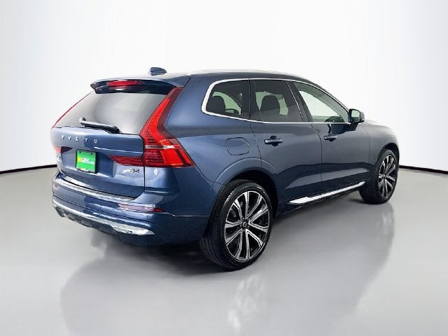 2023 Volvo XC60 B5 Ultimate Bright Theme