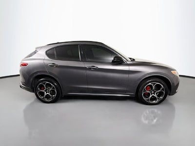 2023 Alfa Romeo Stelvio Veloce