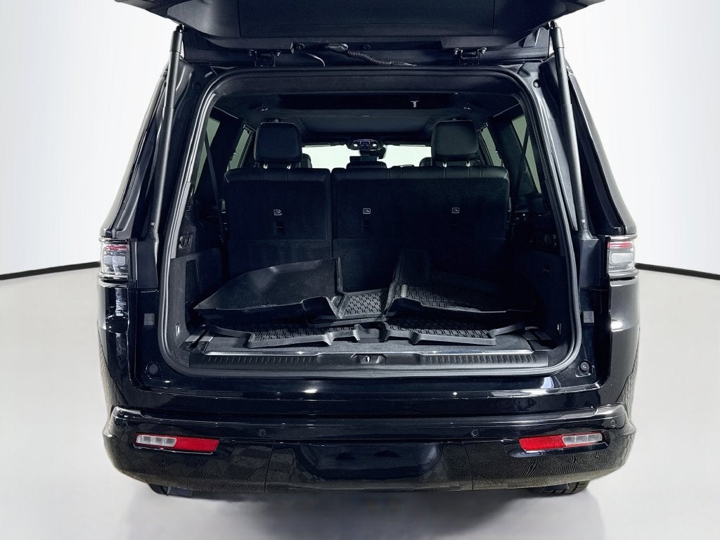 2024 Jeep Grand Wagoneer L Series II