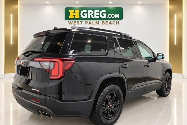 2023 GMC Acadia AT4