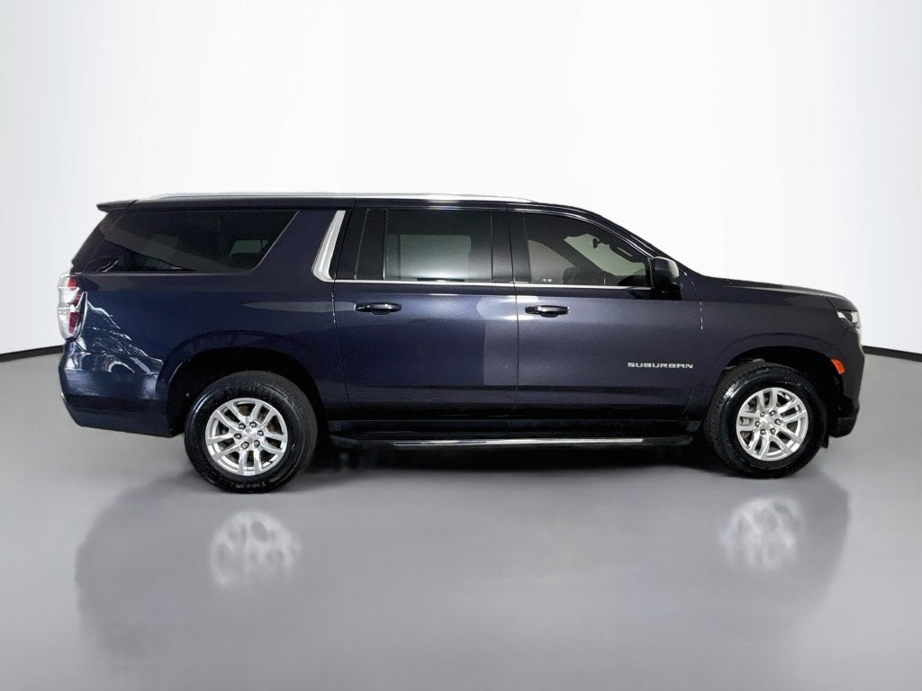 2022 Chevrolet Suburban LT