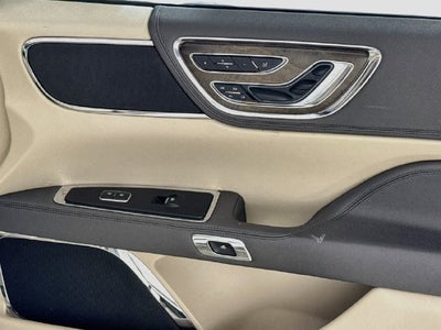 2019 Lincoln Continental Select
