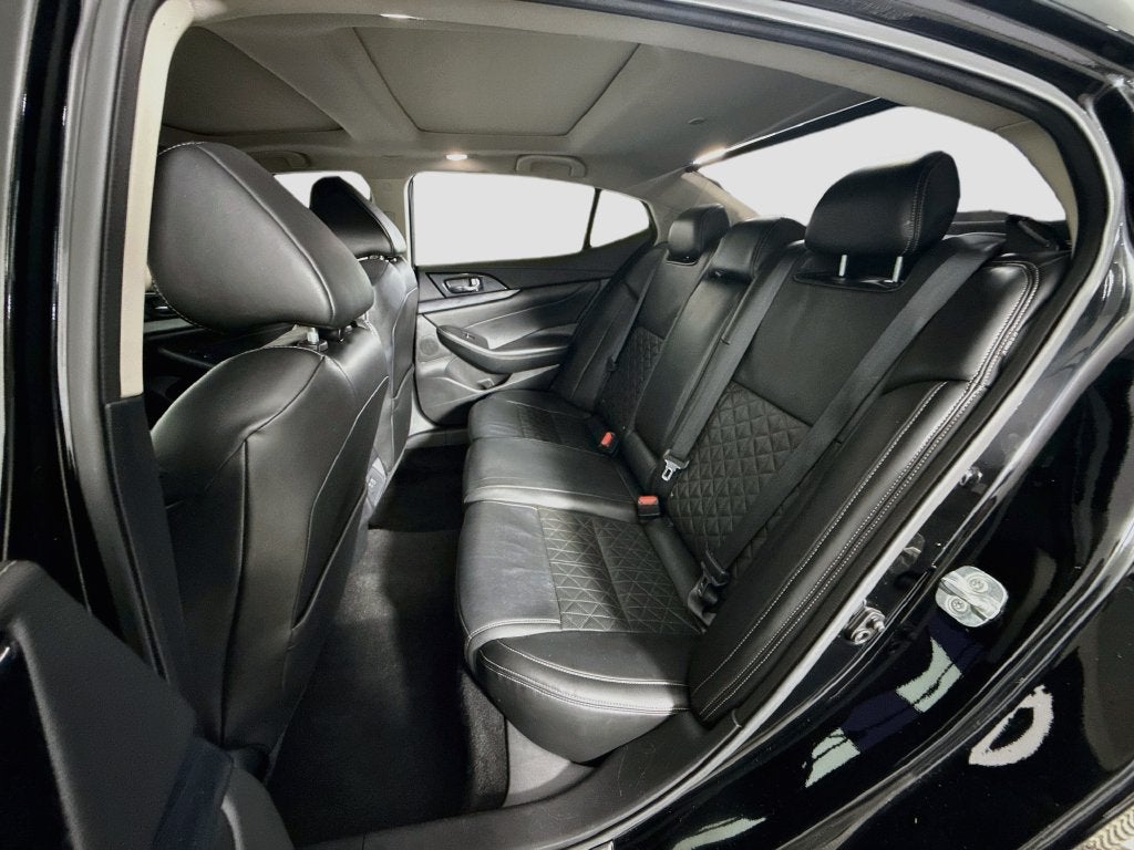 2020 Nissan Maxima Platinum