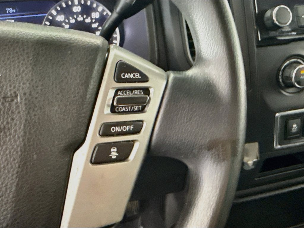 2022 Nissan Titan SV