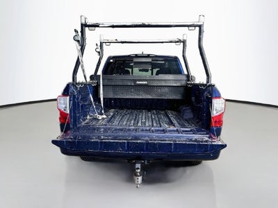 2022 Nissan Titan SV