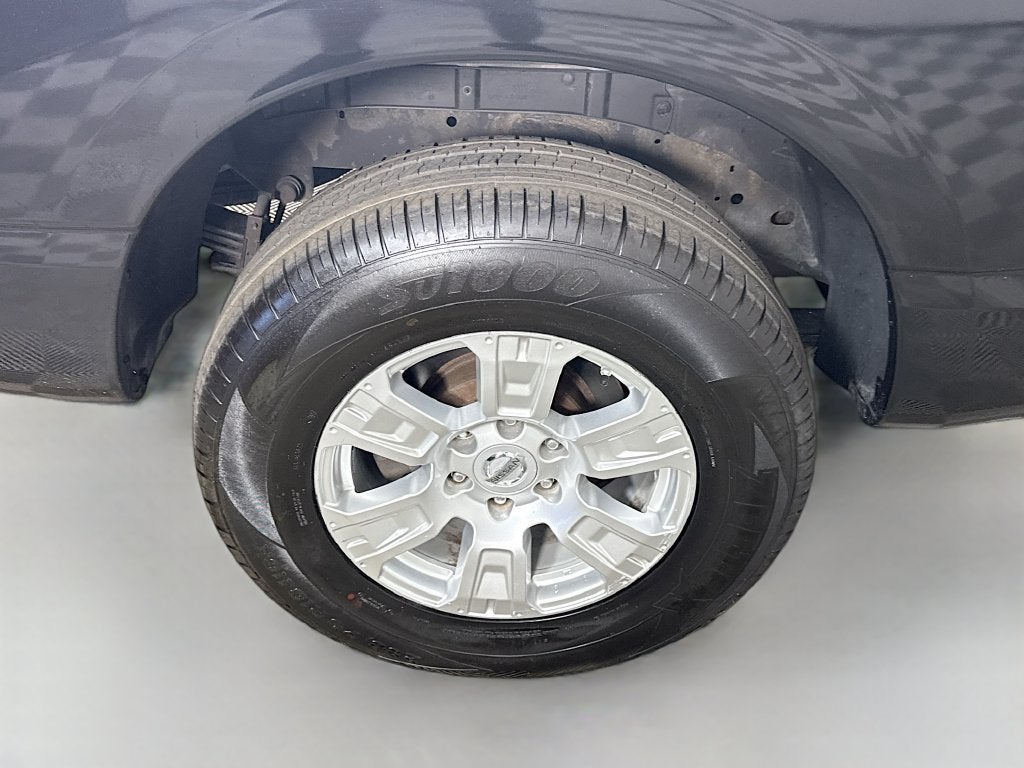 2017 Nissan Titan SV