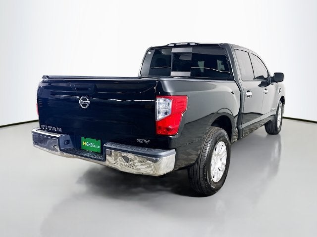 2017 Nissan Titan SV