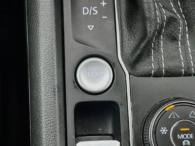 2022 Volkswagen Atlas Cross Sport 3.6L V6 SEL Premium R-Line