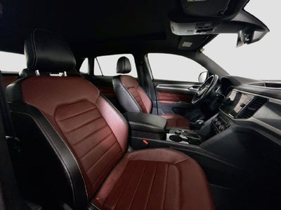2022 Volkswagen Atlas Cross Sport 3.6L V6 SEL Premium R-Line