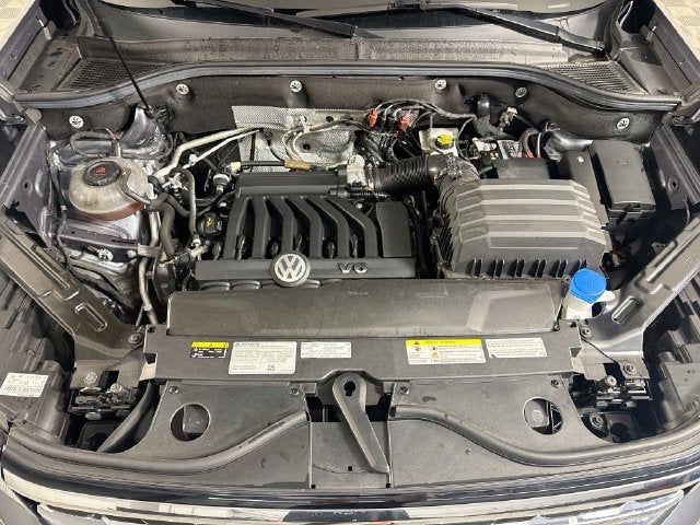 2022 Volkswagen Atlas Cross Sport 3.6L V6 SEL Premium R-Line