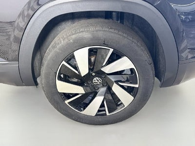 2026 Volkswagen Atlas Cross Sport SE w/Technology
