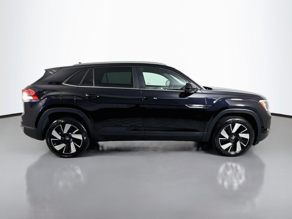 2026 Volkswagen Atlas Cross Sport SE w/Technology