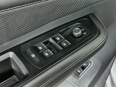 2026 Volkswagen Atlas Cross Sport SE w/Technology