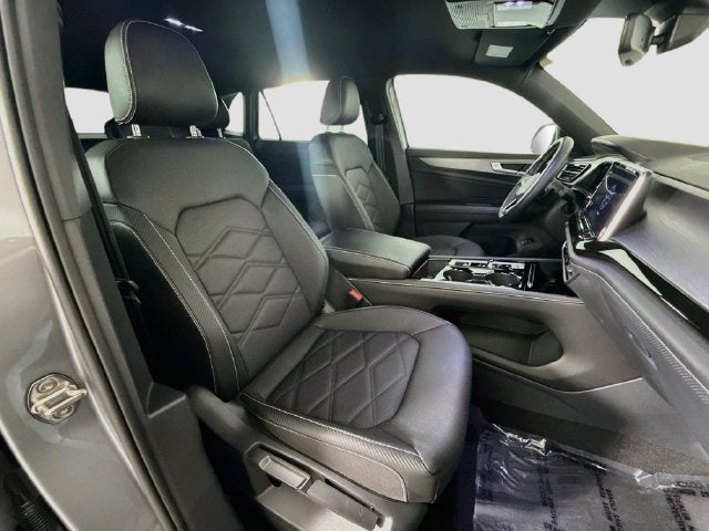 2026 Volkswagen Atlas Cross Sport SE w/Technology