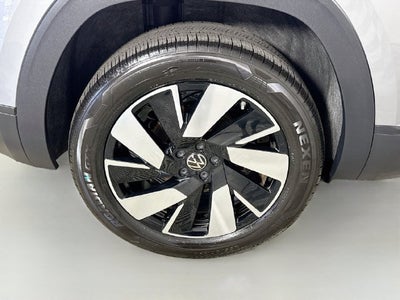 2026 Volkswagen Atlas Cross Sport SE w/Technology