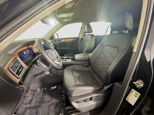 2026 Volkswagen Atlas SE w/Technology