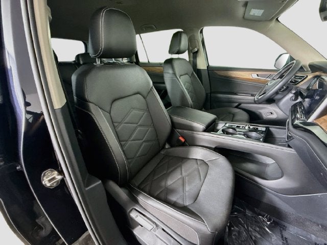 2026 Volkswagen Atlas SE w/Technology