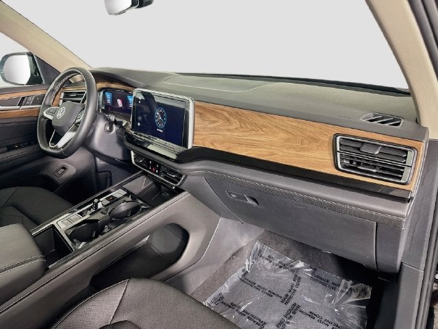 2026 Volkswagen Atlas SE w/Technology