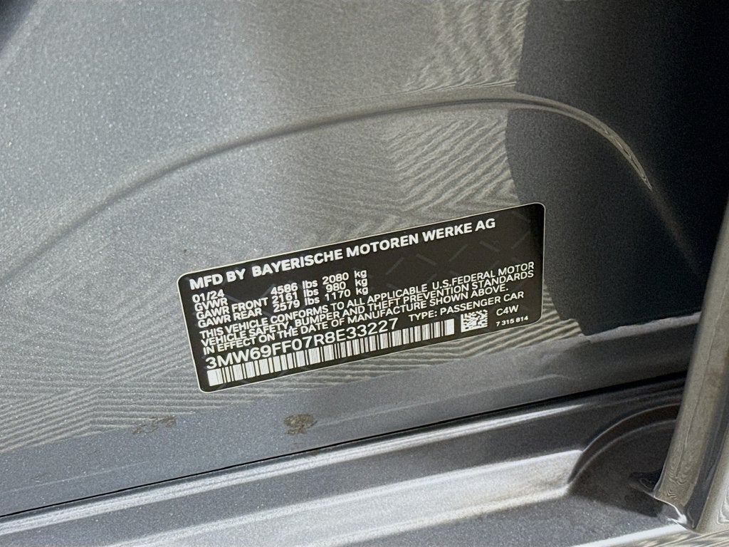 2024 BMW 3 Series 330i