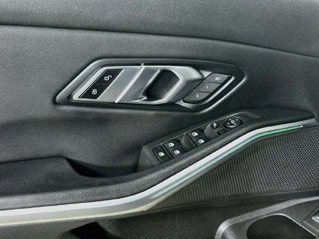 2023 BMW 3 Series 330i