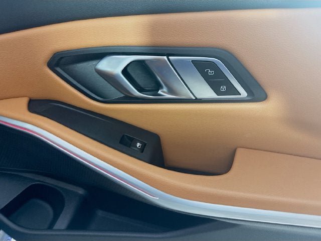 2023 BMW 3 Series 330i
