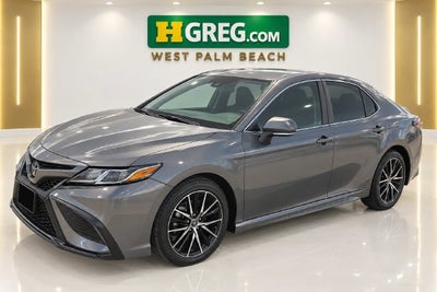 2024 Toyota Camry SE