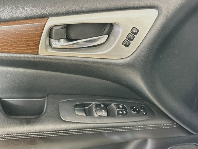 2019 Nissan Pathfinder Platinum