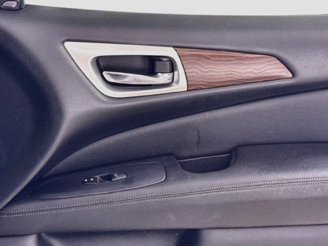 2019 Nissan Pathfinder Platinum
