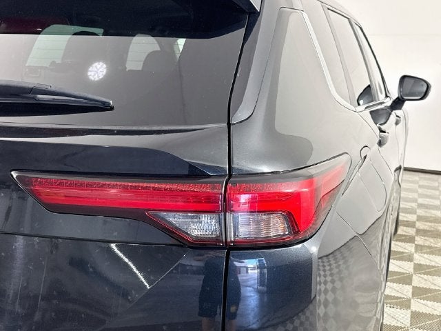 2023 Mitsubishi Outlander SE Black Edition