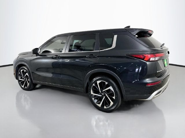 2023 Mitsubishi Outlander SE Black Edition