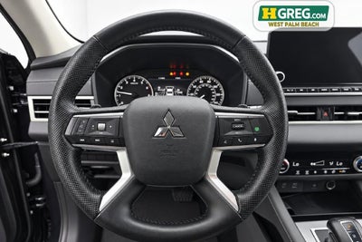 2024 Mitsubishi Outlander SE Black Edition