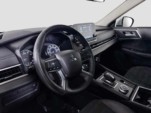 2024 Mitsubishi Outlander SE Black Edition